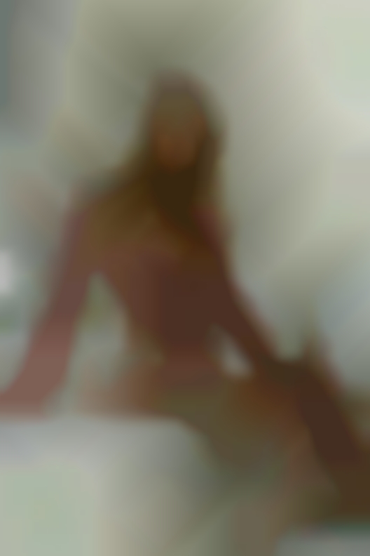Anjee i'm swingers asain golden rule near Berlin.